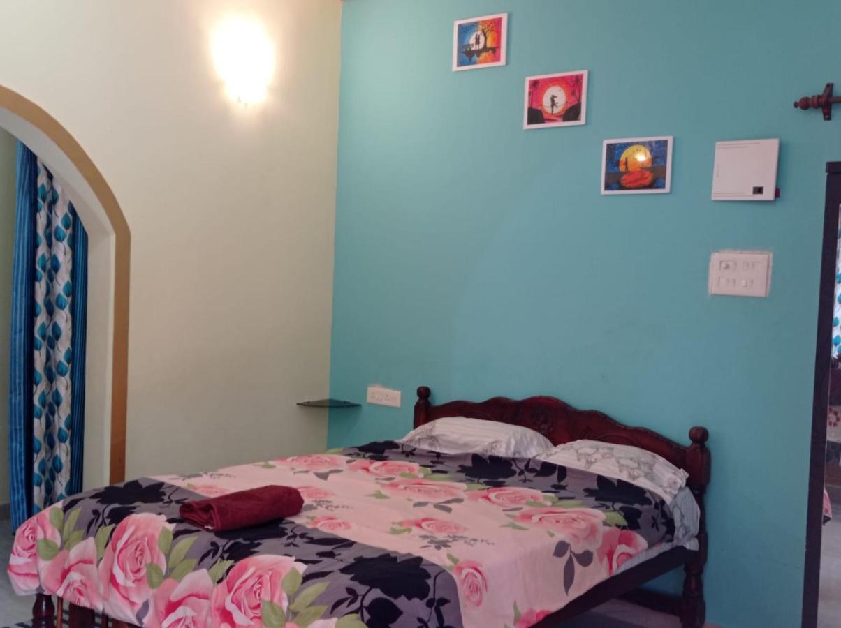 Jerone'S Home Stay Majorda Buitenkant foto